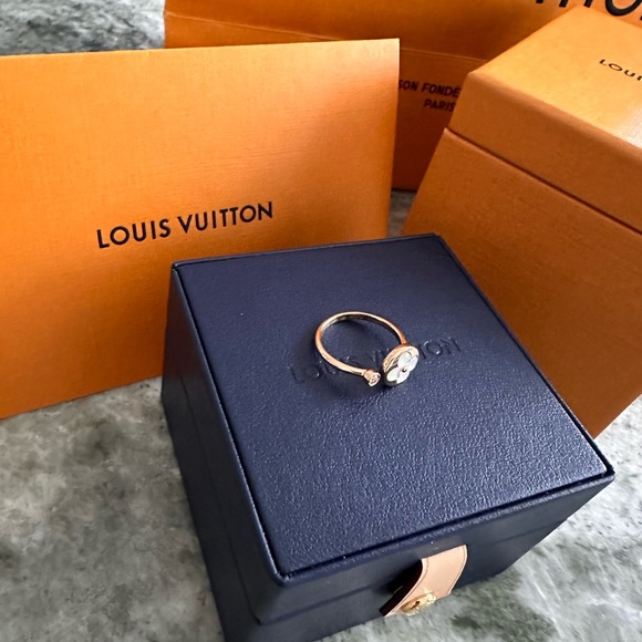 Mother of Pearl and Diamond, pink gold, Blossom Mini sun ring - Picture 2 of 11